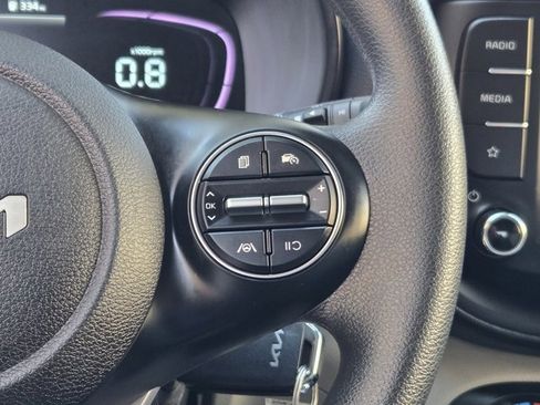 Certified 2025 Kia Soul LX image 30