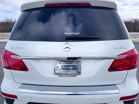 Used 2013 Mercedes-Benz GL 550 4MATIC image 14