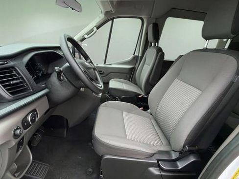 Used 2025 Ford Transit 350 XLT RWD image 18