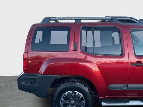 Used 2014 Nissan Xterra PRO-4X w/ Pro-4x Leather Package image 8