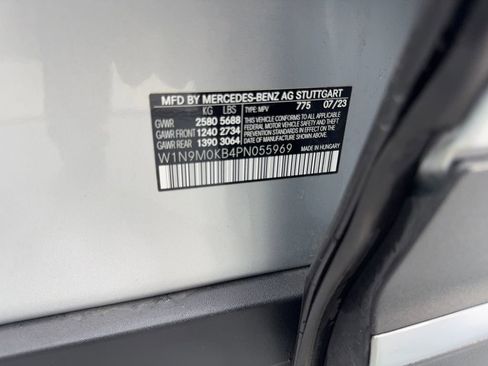 Used 2023 Mercedes-Benz EQB 300 4MATIC w/ Pinnacle Package image 89