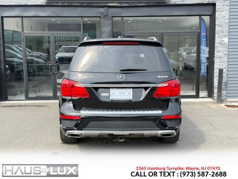 Used 2014 Mercedes-Benz GL 550 4MATIC w/ Driver Assistance Package image 22