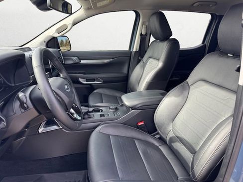 Used 2024 Ford Ranger Lariat w/ FX4 Off-Road Package image 9