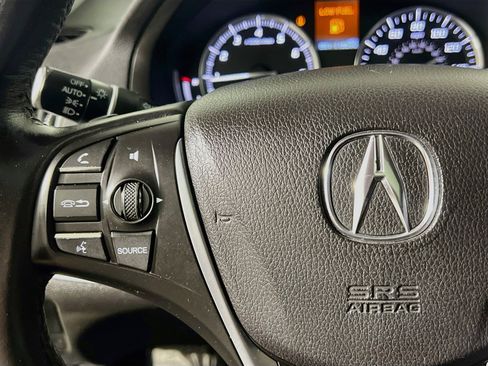 Used 2017 Acura TLX FWD image 19