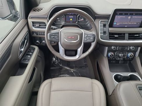Used 2021 GMC Yukon SLT w/ SLT Luxury Plus Package RWD image 14