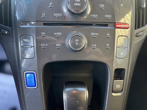 Used 2015 Chevrolet Volt w/ Enhanced Safety Package 1 FWD image 17