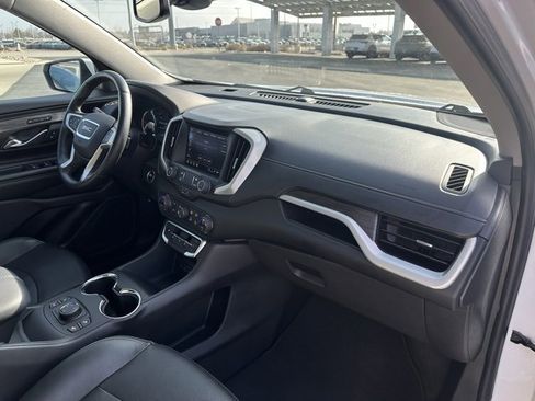 Certified 2024 GMC Terrain SLT image 24
