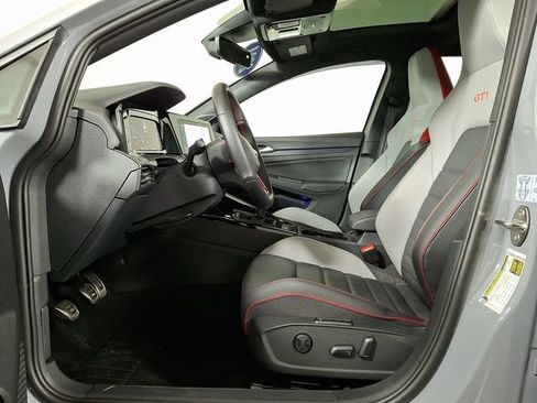Used 2024 Volkswagen GTI SE FWD image 15