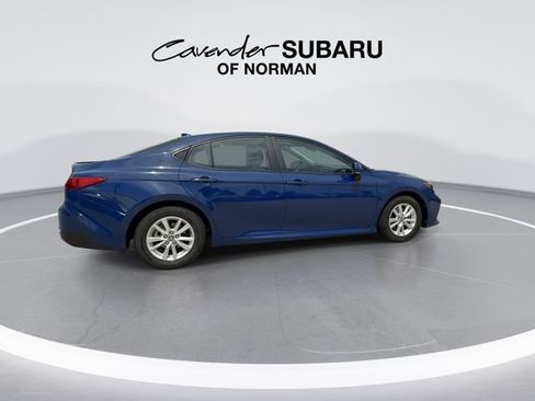 Used 2025 Toyota Camry LE FWD image 9