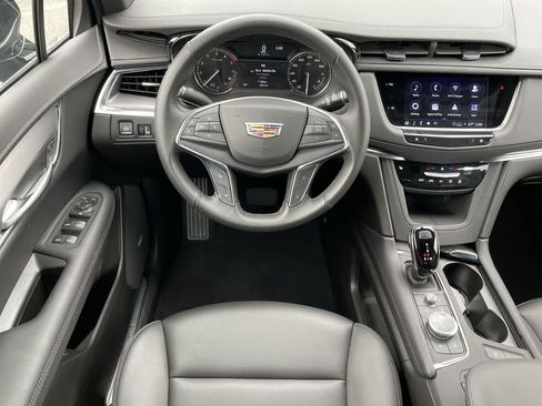 Used 2026 Cadillac XT5 Luxury FWD image 19