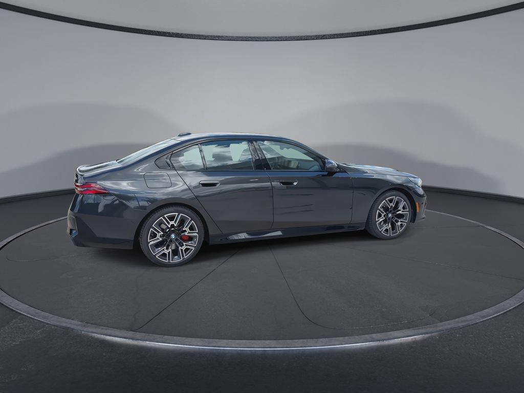 Used 2027 BMW 530i w/ M Sport Package RWD image 9