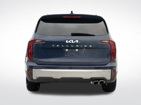 Used 2025 Kia Telluride S image 29