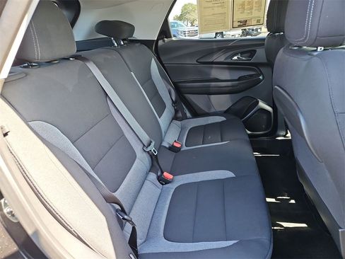 Used 2026 Chevrolet TrailBlazer LS w/ LS Convenience Package image 32