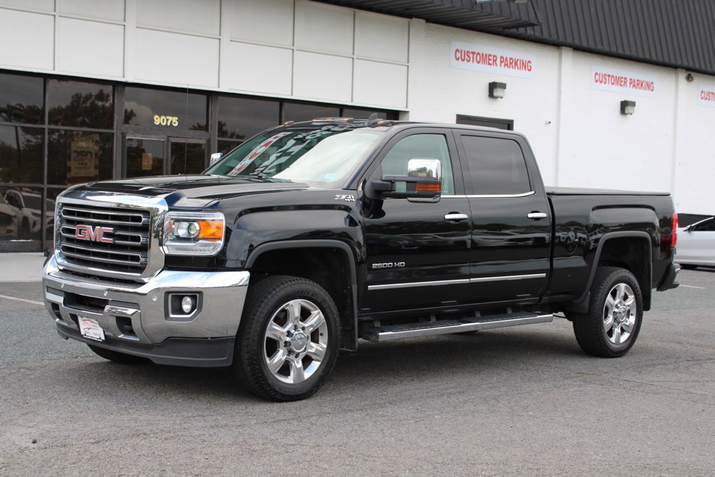 Used 2018 GMC Sierra 2500 SLT AWD/4WD image 3