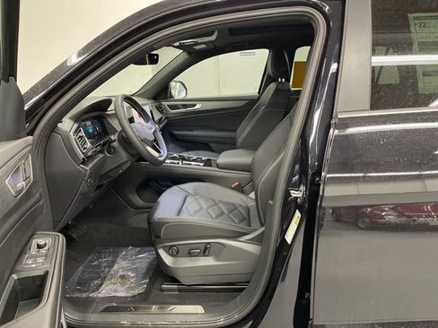 New 2026 Volkswagen Atlas Cross Sport SE AWD/4WD image 7