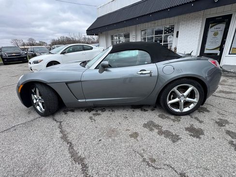Used 2007 Saturn Sky w/ Premium Trim Pkg RWD image 3