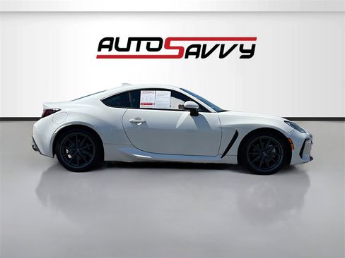 Used 2024 Subaru BRZ Limited image 8