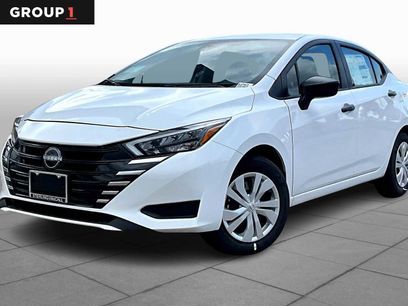 New 2025 Nissan Versa S w/ Trunk Package