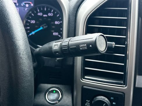 Used 2021 Ford F250 Lariat w/ Lariat Ultimate Package image 22