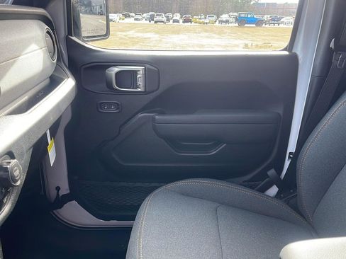 New 2026 Jeep Wrangler Unlimited Sport AWD/4WD image 23