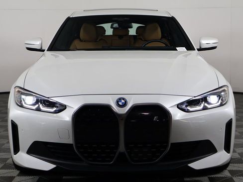 Used 2023 BMW i4 eDrive35 image 2