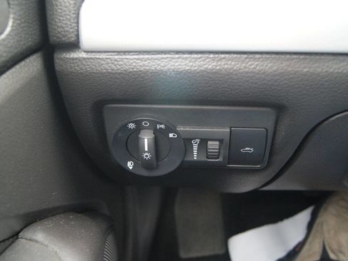 Used 2009 Mercury Milan Premier image 18