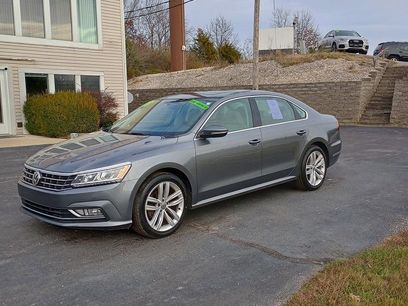 Used 2018 Volkswagen Passat 2.0T SE