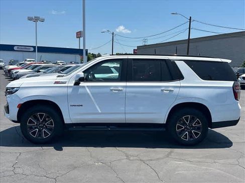 Used 2022 Chevrolet Tahoe Z71 w/ Luxury Package AWD/4WD image 6