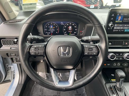 Used 2023 Honda Civic Touring image 25