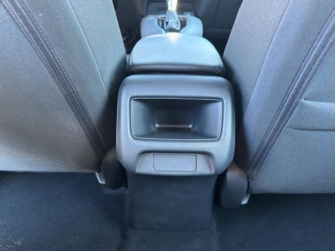 Certified 2025 Honda HR-V LX image 33