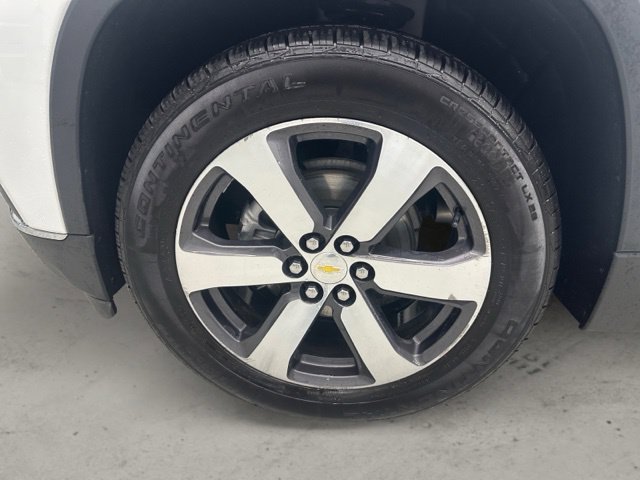 Used 2021 Chevrolet Traverse LT w/ LT Premium Package FWD image 9