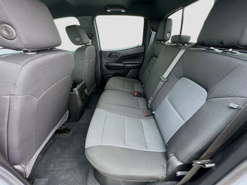 Used 2025 Chevrolet Colorado Trail Boss image 15