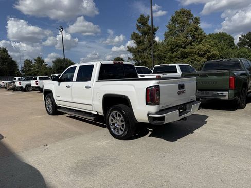 Used 2017 GMC Sierra 1500 Denali RWD image 4