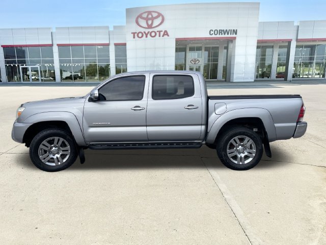 Used 2014 Toyota Tacoma 4x4 Double Cab w/ Limited Package image 2