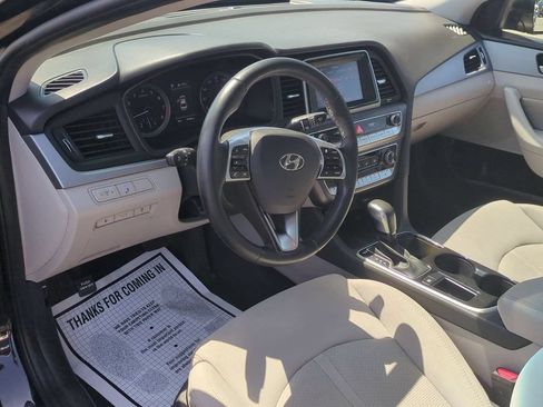 Used 2018 Hyundai Sonata SEL w/ Cargo Package FWD image 12