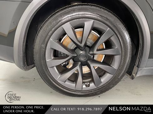 Used 2023 Tesla Model X Plaid image 13