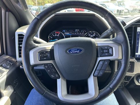 Certified 2022 Ford F250 Lariat w/ Lariat Ultimate Package image 16