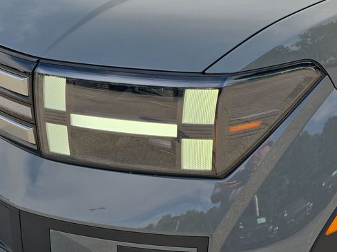 Used 2024 Hyundai Santa Fe SE FWD image 33