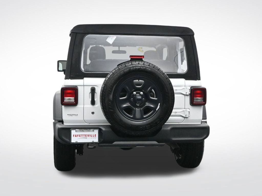 Used 2024 Jeep Wrangler Sport AWD/4WD image 9
