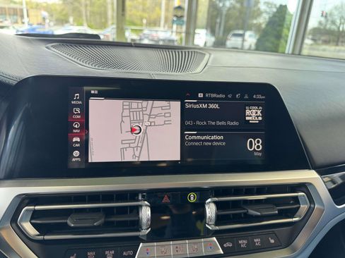 Used 2022 BMW M4 Coupe RWD image 26