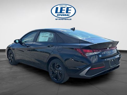 New 2026 Hyundai Elantra Sport FWD image 5
