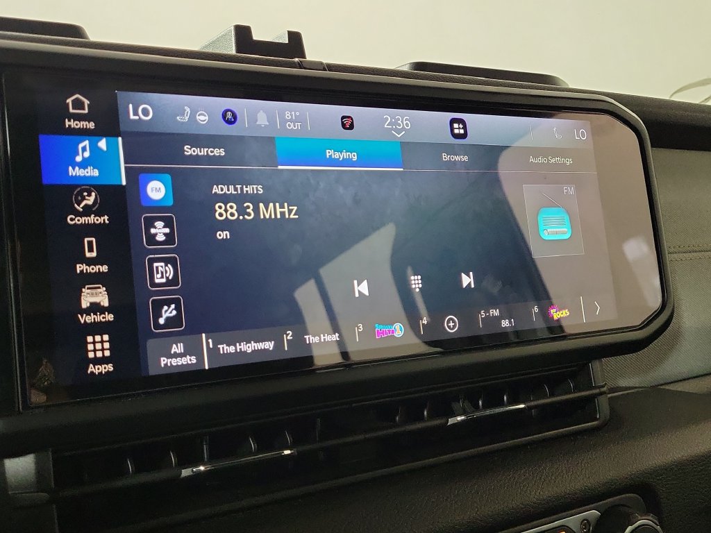Used 2024 Jeep Wrangler Unlimited Sport AWD/4WD image 18