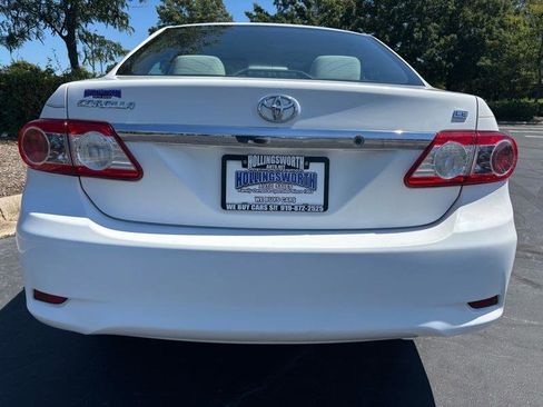 Used 2011 Toyota Corolla LE image 6