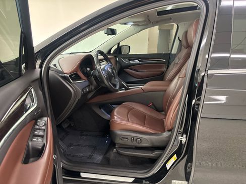 Used 2018 Buick Enclave Avenir w/ Avenir Technology Package image 14