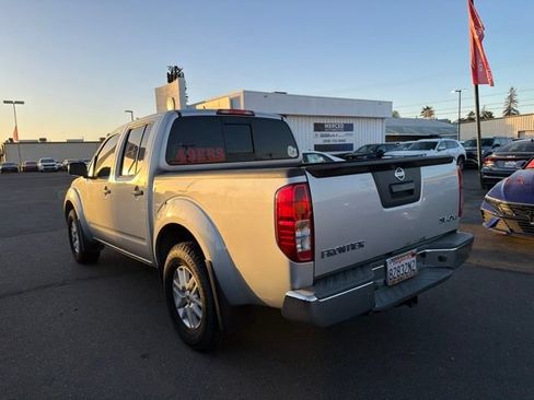 Used 2019 Nissan Frontier SV AWD/4WD image 6