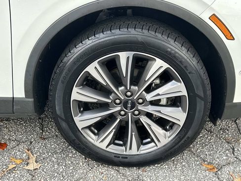 Used 2022 Lincoln Corsair Reserve w/ Equipment Group 201A image 12