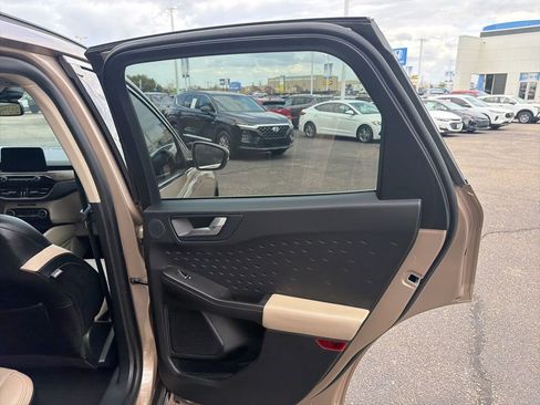 Used 2020 Ford Escape Titanium image 25