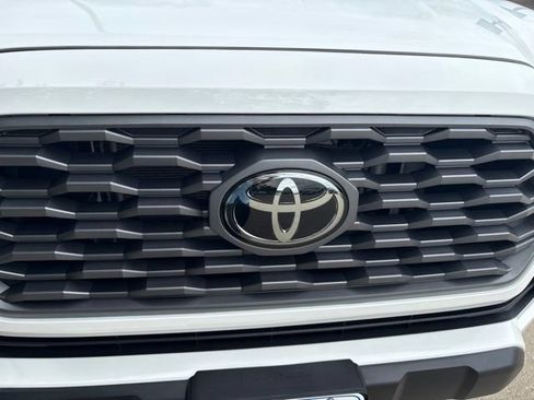 Used 2023 Toyota Tacoma TRD Off-Road w/ Black Out Package (TMS) AWD/4WD image 24
