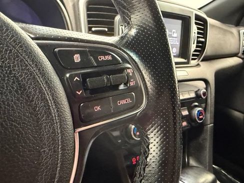 Used 2019 Kia Sportage EX w/ EX Sport Appearance Package AWD/4WD image 17