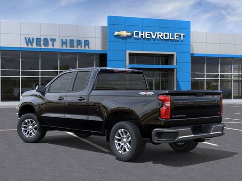 Used 2026 Chevrolet Silverado 1500 LT AWD/4WD image 3